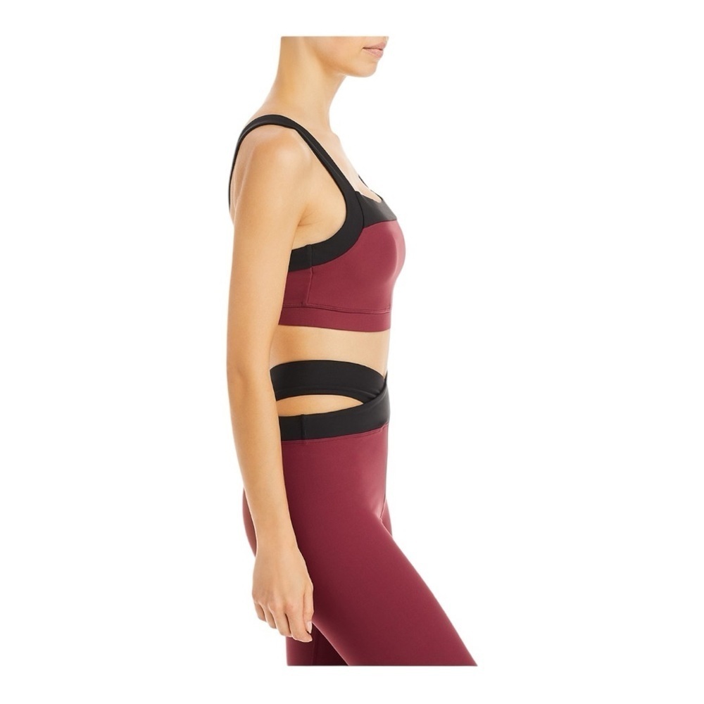 Aqua Colorblocked Low Impact Sports Bra - Picture 3 of 3